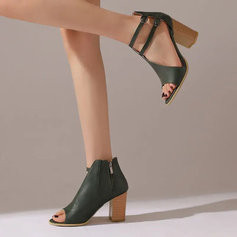 Ava Escarpins à bout ouvert et talons blocs