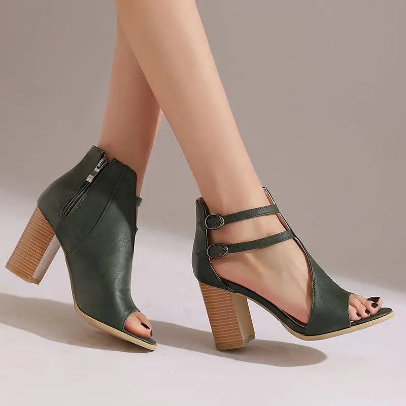 Ava Escarpins à bout ouvert et talons blocs