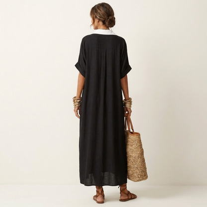 Kamira | Robe chemise maxi à col contrasté, boutonnée sur le devant, manches courtes